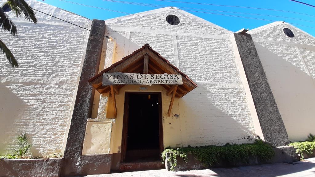 Interior de cavas en Vinas de Segisa